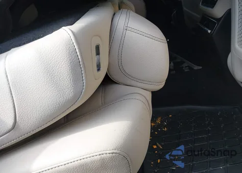 2022 Mercedes-Benz Gls 450 4Matic z USA, uszkodzony, nr VIN 4JGFF5KE0NA598957